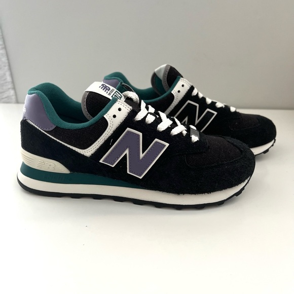 🌟New Balance Classics Unisex 574-Black Blue-Women’s 8.5 - Picture 8 of 11